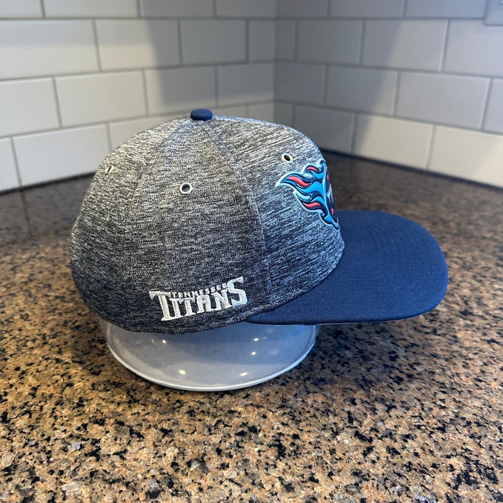 Tennessee Titans New Era 9FIFTY Snapback Hat Cap Blue Gray NFL - Picture 2 of 8